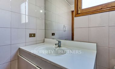 Gran casa familiar en parcela cercana a supermercados y colegios en Talagante