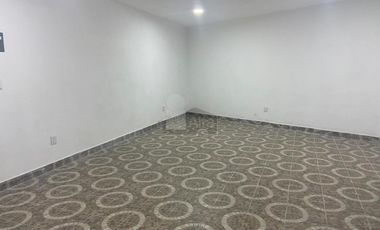 Oficina comercial en renta en San Buenaventura, Toluca, México