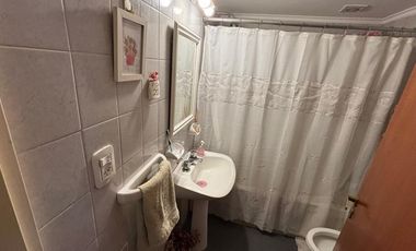 Casa  en Venta Haedo / Moron (A108 8090)
