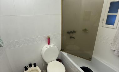 Casa chalet estilo moderno en Venta en barrio privado Club Campos de Golf Las Praderas De Lujan.