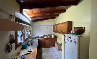 Casa en venta - 3 Dormitorios 2 Baños - Villa Farrel