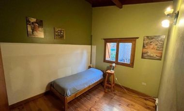 Casa en venta - 3 Dormitorios 2 Baños - Villa Farrel
