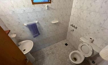 Casa en venta - 3 Dormitorios 2 Baños - Villa Farrel