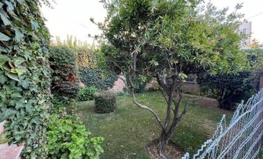 Casa en venta - 3 Dormitorios 2 Baños - Villa Farrel