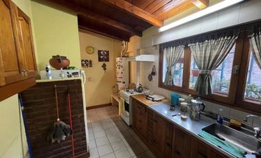 Casa en venta - 3 Dormitorios 2 Baños - Villa Farrel