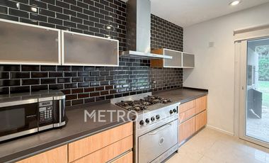 Casa en alquiler con 3 habitaciones en Los Sauces Nordelta
