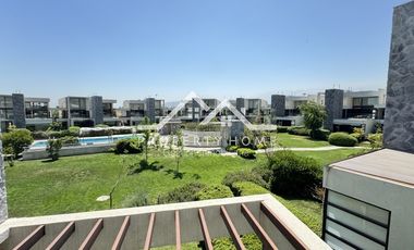 OPORTUNIDAD PRECIOSO Y MODERNO DUPLEX EN TOWNHOUSE CHICUREO