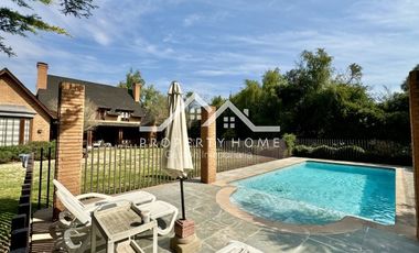CASA VENTA 7 DORM EN CONDOMINIO LAS BRISAS CHICUREO COLINA