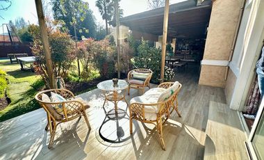 VENTA 5 DORM CHICUREO PIEDRA ROJA