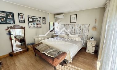 VENTA PRECIOSA CASA EN PIEDRA ROJA 4 DORM + SERV