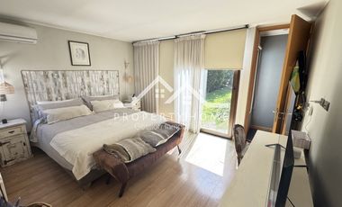 VENTA PRECIOSA CASA EN PIEDRA ROJA 4 DORM + SERV