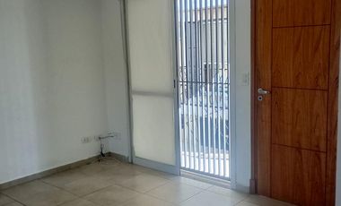 Departamento en alquiler cercano a plaza de Godoy Cruz