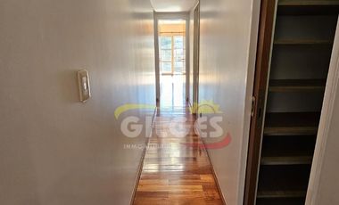 Departamento 3 Amb.  en Ramos Mejia - Céntrico, C/Balcón al Fte y Cochera Cubierta
