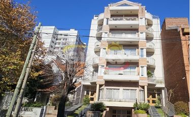 Departamento 3 Amb.  en Ramos Mejia - Céntrico, C/Balcón al Fte y Cochera Cubierta