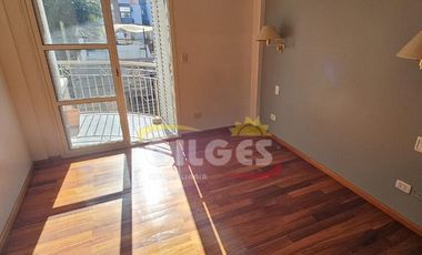 Departamento 3 Amb.  en Ramos Mejia - Céntrico, C/Balcón al Fte y Cochera Cubierta