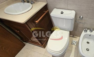 Departamento 3 Amb.  en Ramos Mejia - Céntrico, C/Balcón al Fte y Cochera Cubierta
