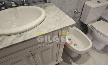 Departamento 3 Amb.  en Ramos Mejia - Céntrico, C/Balcón al Fte y Cochera Cubierta