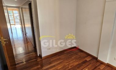 Departamento 3 Amb.  en Ramos Mejia - Céntrico, C/Balcón al Fte y Cochera Cubierta