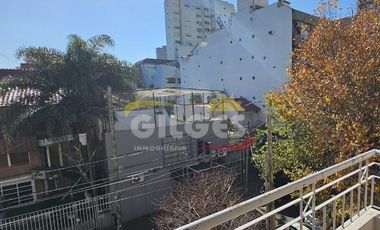 Departamento 3 Amb.  en Ramos Mejia - Céntrico, C/Balcón al Fte y Cochera Cubierta