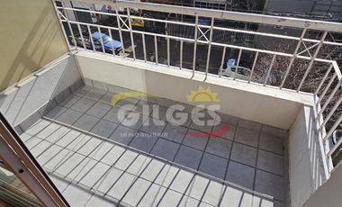 Departamento 3 Amb.  en Ramos Mejia - Céntrico, C/Balcón al Fte y Cochera Cubierta