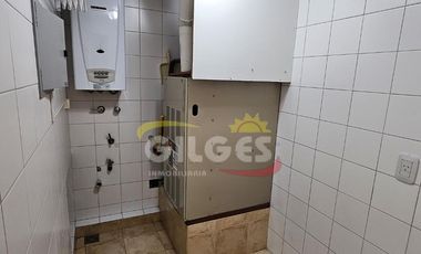 Departamento 3 Amb.  en Ramos Mejia - Céntrico, C/Balcón al Fte y Cochera Cubierta