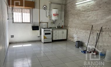 Departamento en Villa España Monoambiente en Alquiler A 4 Cuadras de la estacion.