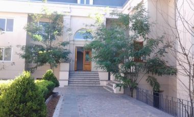 Departamento en  El Palmar.Venta y/o alquiler anual- Dos dormitorios- Jardín