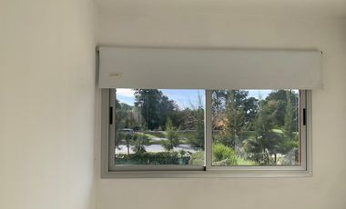 Departamento en  El Palmar.Venta y/o alquiler anual- Dos dormitorios- Jardín