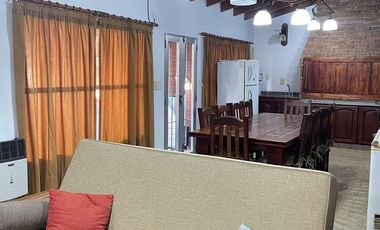 Casa con quincho o departamento ideal 2 familias - Venta - vende Gabriel Suarez  - APTA A CREDITO