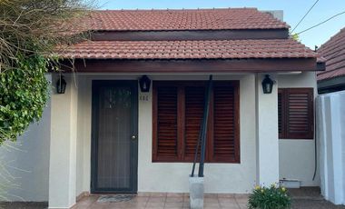 Casa con quincho o departamento ideal 2 familias - Venta - vende Gabriel Suarez  - APTA A CREDITO