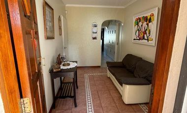 Casa con quincho o departamento ideal 2 familias - Venta - vende Gabriel Suarez  - APTA A CREDITO