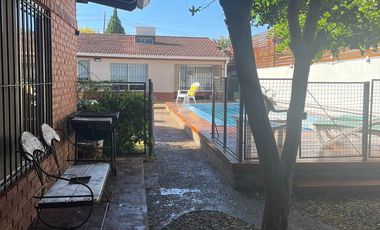 Casa con quincho o departamento ideal 2 familias - Venta - vende Gabriel Suarez  - APTA A CREDITO