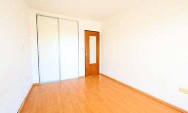 Departamento de un dormitorio con cochera