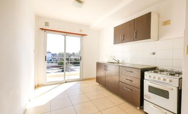 Departamento de un dormitorio con cochera