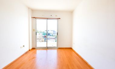 Departamento de un dormitorio con cochera