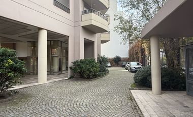 Departamento en alquiler en torre en Nuñez, amenities y cochera