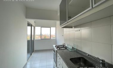 Departamento- Alquiler- Olivos 2 ambientes cochera