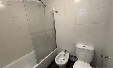 Departamento- Alquiler- Olivos 2 ambientes cochera
