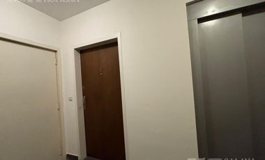 Departamento- Alquiler- Olivos 2 ambientes cochera