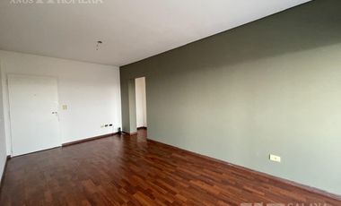 Departamento- Alquiler- Olivos 2 ambientes cochera