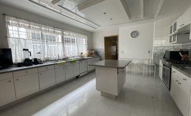 RENTA DE CASA EN CONDOMINIO EN BOSQUES DE LAS LOMAS