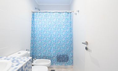 VENTA CASA COSTA ESMERALDA, BARRIO SENDEROS III, LOTE 495, 5 AMBIENTES