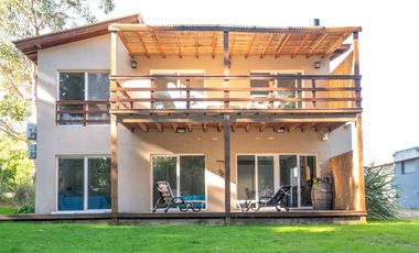 VENTA CASA COSTA ESMERALDA, BARRIO SENDEROS III, LOTE 495, 5 AMBIENTES