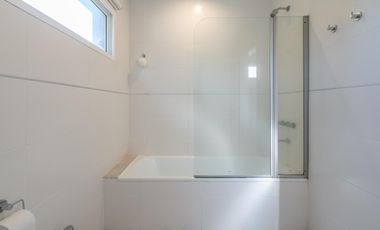 VENTA CASA COSTA ESMERALDA, BARRIO SENDEROS III, LOTE 495, 5 AMBIENTES