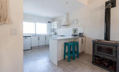 VENTA CASA COSTA ESMERALDA, BARRIO SENDEROS III, LOTE 495, 5 AMBIENTES