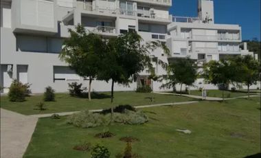 Departamento 1 dor con balcon terraza