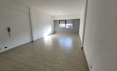 Oficina - Morón