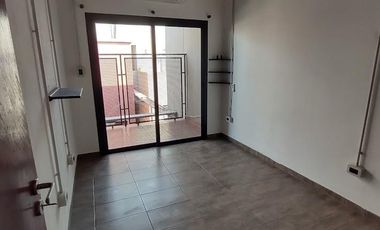 Departamento tres ambientes alquiler en Sarandi