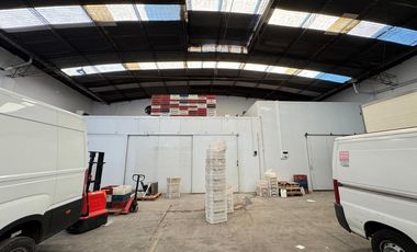 Depósito en Alquiler - 750m2 - Pompeya