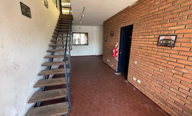 Depósito en Alquiler - 750m2 - Pompeya